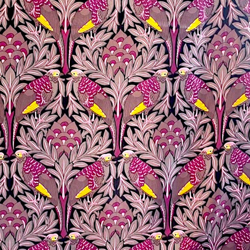 Halliday & Brown London‎ Silk Twill Scarf 34.5" Parrots Arts & Crafts Purple NWT